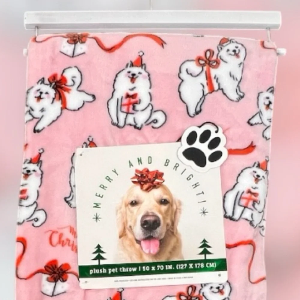 PETS - Merry & Bright - ‘Merry Christmas Dogs’. Plush Throw. 50”x70”. NWT Firm!